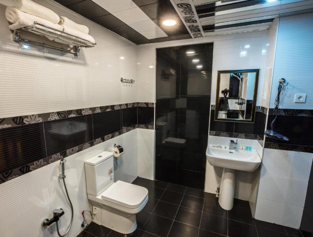 Prestige Boutique Hotel Baku Exteriör bild
