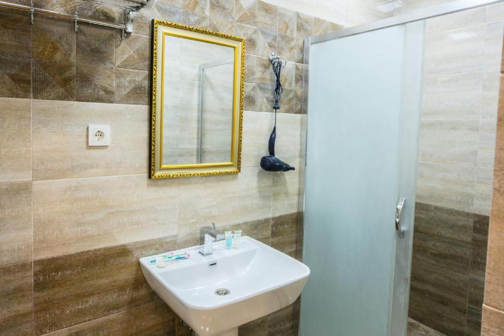 Prestige Boutique Hotel Baku Exteriör bild